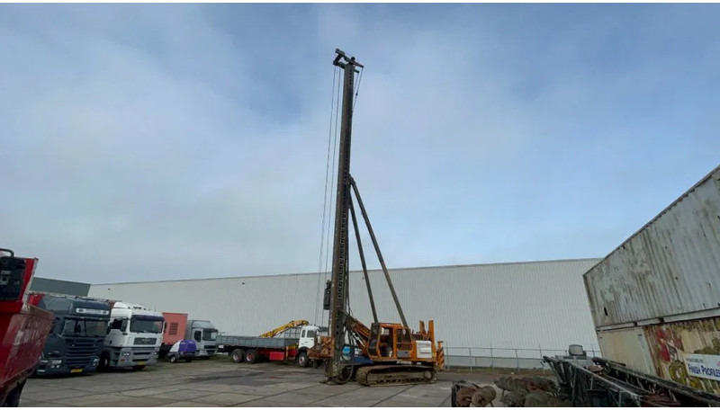 Hitachi EX200 LC Driller - Puurimisplatvorm: pilt 1 Hitachi EX200 LC Driller - Puurimisplatvorm: pilt 1