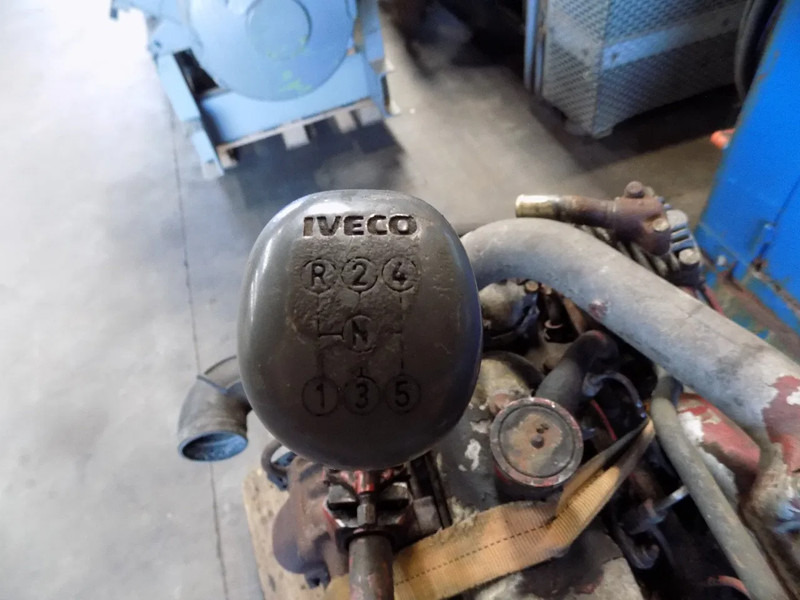 Iveco Iveco 8061 motor met transmissie motor goed. en diverseonderdelen - Mootor - Veoauto: pilt 4 Iveco Iveco 8061 motor met transmissie motor goed. en diverseonderdelen - Mootor - Veoauto: pilt 4