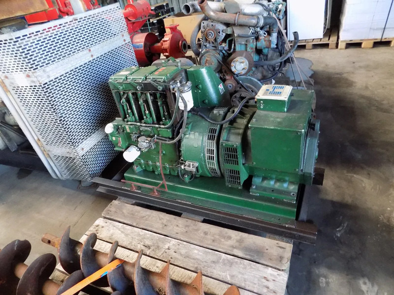 Generaatorikomplekt Lister aggregaat lister 25 kva met stamford dynamo: pilt 14