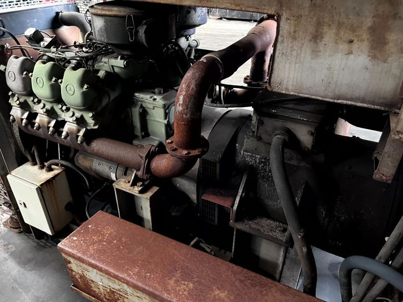 Mercedes-Benz OM401 met stamford 80 kva - Generaatorikomplekt: pilt 4 Mercedes-Benz OM401 met stamford 80 kva - Generaatorikomplekt: pilt 4