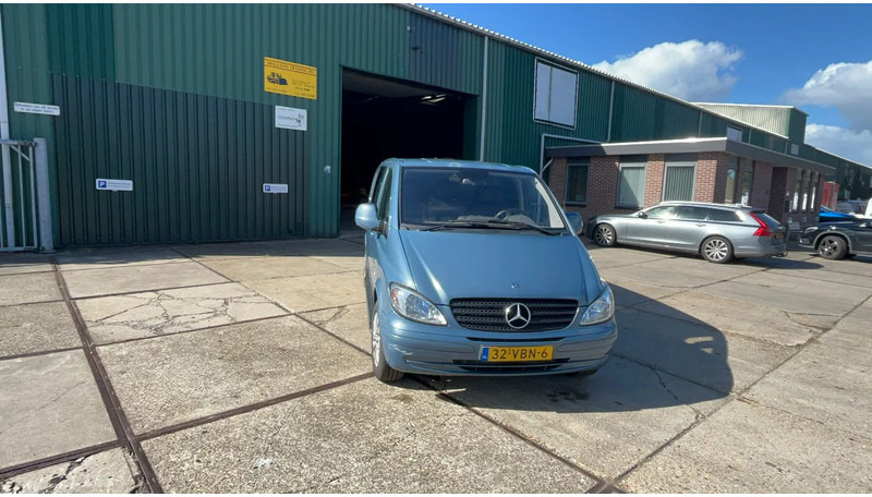 Mercedes-Benz Vito Vito 120 V6 3.0 CDI achter deuren - Väike kaubik: pilt 5 Mercedes-Benz Vito Vito 120 V6 3.0 CDI achter deuren - Väike kaubik: pilt 5