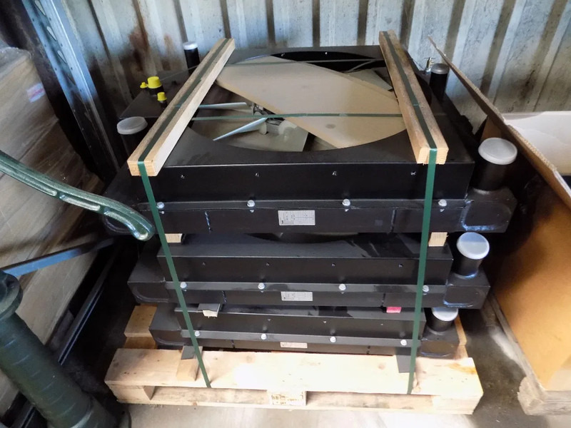 Radiaator Mercedes-Benz mercedes radiator nieuw: pilt 8