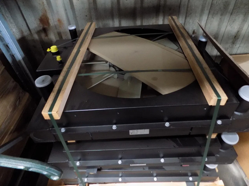 Radiaator Mercedes-Benz mercedes radiator nieuw: pilt 10