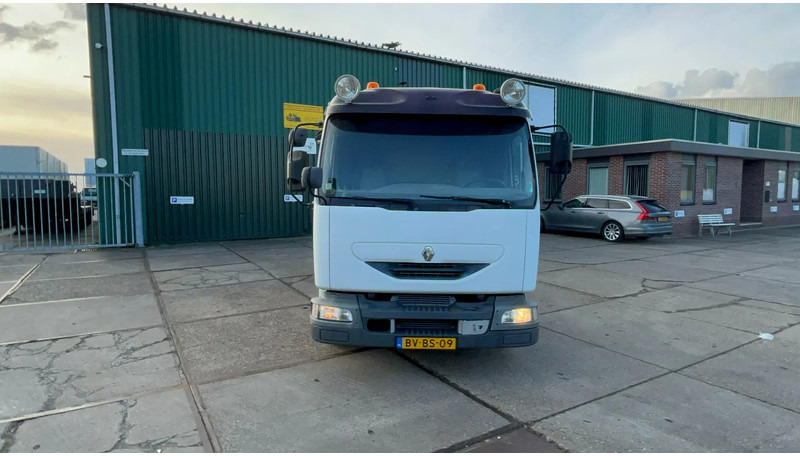 Renault Midlum Renault Midlum - Sadulveok: pilt 2 Renault Midlum Renault Midlum - Sadulveok: pilt 2