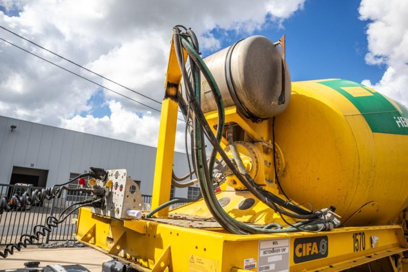 Cifa BETON MIXER/MALAXEUR/MISCHER 12M3 - STEERING AXLE - Betooniveo poolhaagis: pilt 5 Cifa BETON MIXER/MALAXEUR/MISCHER 12M3 - STEERING AXLE - Betooniveo poolhaagis: pilt 5
