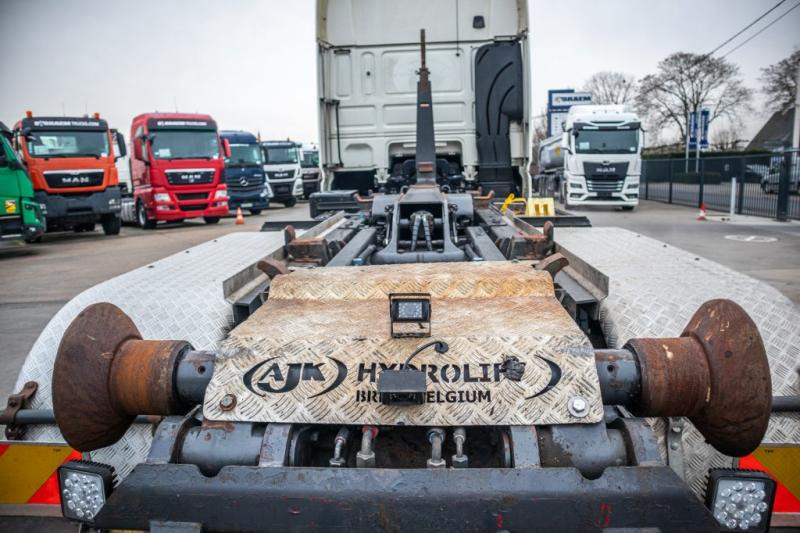 DAF XF 105.460 - AJK + intarder - Konkstõstukiga veoauto: pilt 5 DAF XF 105.460 - AJK + intarder - Konkstõstukiga veoauto: pilt 5