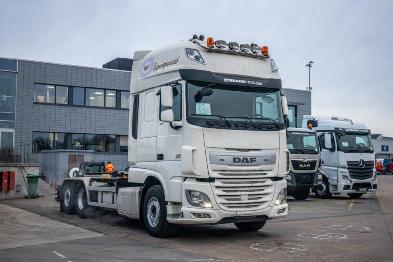 DAF XF 105.460 - AJK + intarder - Konkstõstukiga veoauto: pilt 2 DAF XF 105.460 - AJK + intarder - Konkstõstukiga veoauto: pilt 2