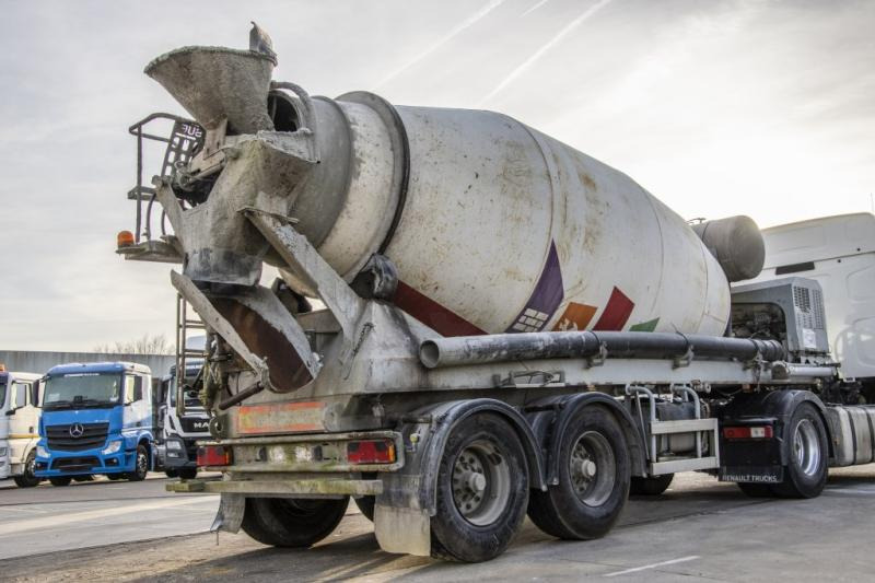 DE BUF BETON MIXER/MALAXEUR/MISCHER 10m3+MOTOR/MOTEUR - Betooniveo poolhaagis: pilt 3 DE BUF BETON MIXER/MALAXEUR/MISCHER 10m3+MOTOR/MOTEUR - Betooniveo poolhaagis: pilt 3
