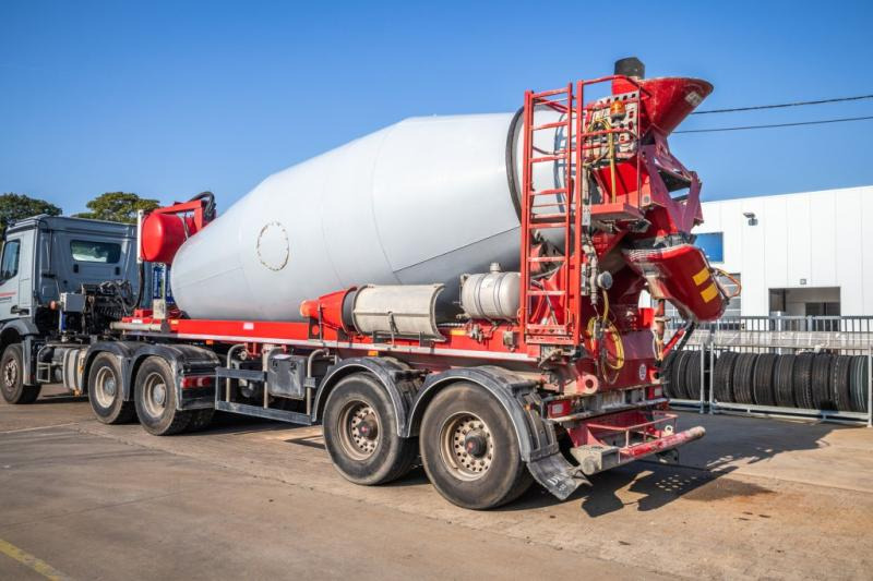 DE BUF BETON MIXER/MALAXEUR/MISCHER 12M3 - Betooniveo poolhaagis: pilt 4 DE BUF BETON MIXER/MALAXEUR/MISCHER 12M3 - Betooniveo poolhaagis: pilt 4