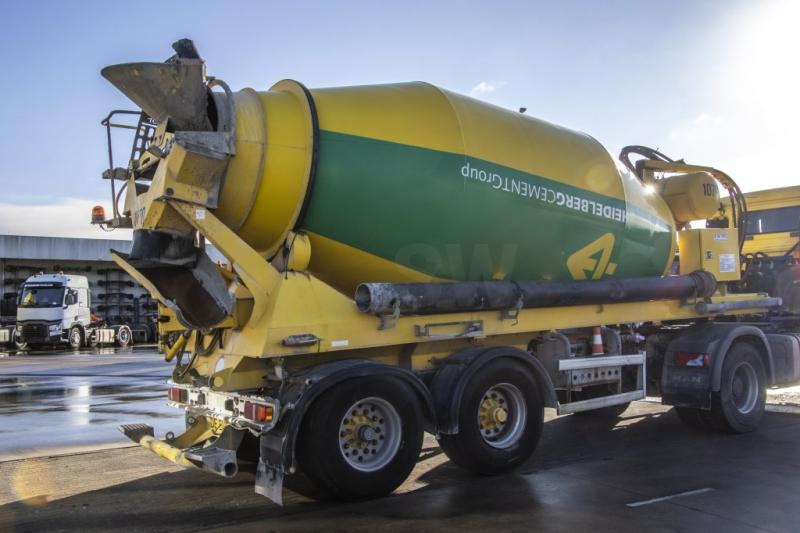 DE BUF MIXER/MALAXEUR/MISCHER-10M3 (gestuurd/gelenkt/dir./steering) - Betooniveo poolhaagis: pilt 4 DE BUF MIXER/MALAXEUR/MISCHER-10M3 (gestuurd/gelenkt/dir./steering) - Betooniveo poolhaagis: pilt 4