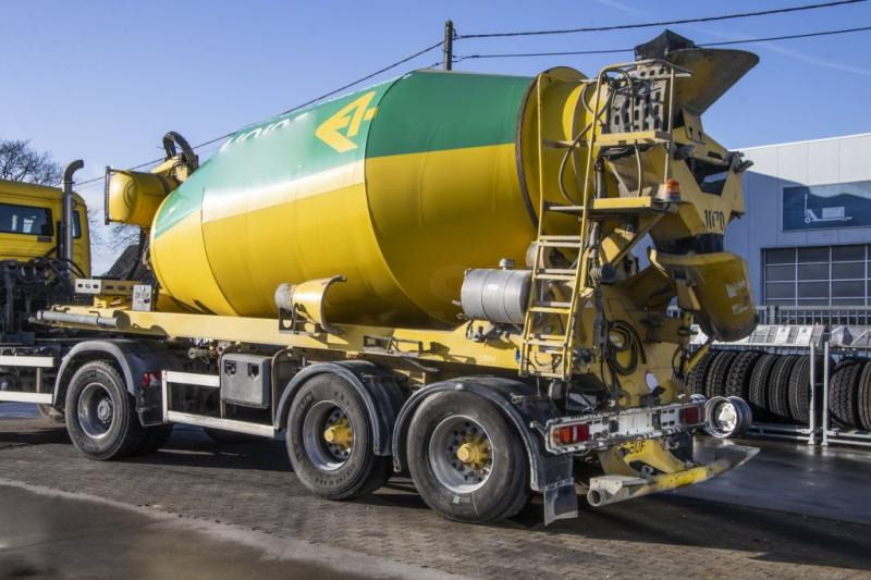 DE BUF MIXER/MALAXEUR/MISCHER-10M3 (gestuurd/gelenkt/dir./steering) - Betooniveo poolhaagis: pilt 5 DE BUF MIXER/MALAXEUR/MISCHER-10M3 (gestuurd/gelenkt/dir./steering) - Betooniveo poolhaagis: pilt 5