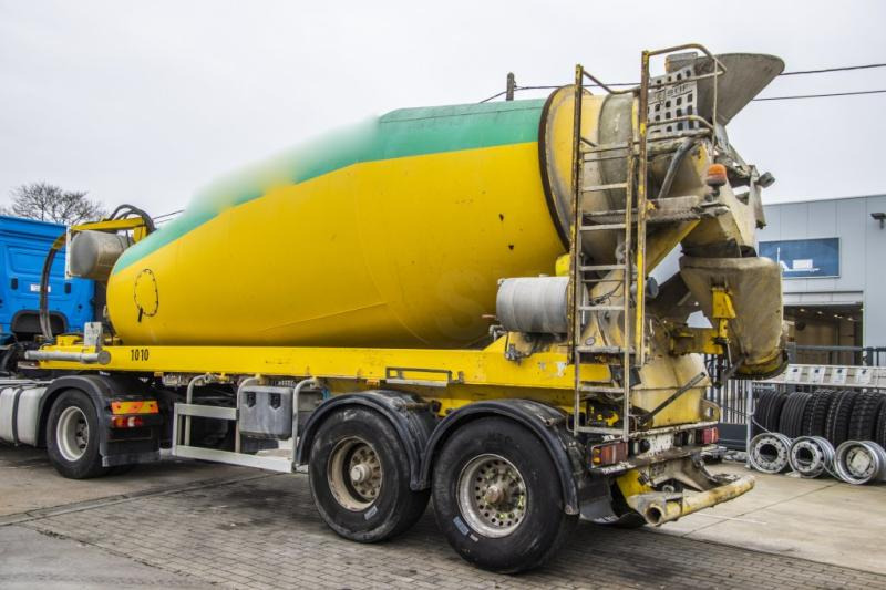 DEBUF BETON MIXER/MALAXEUR/MISCHER-12M³ - Betooniveo poolhaagis: pilt 4 DEBUF BETON MIXER/MALAXEUR/MISCHER-12M³ - Betooniveo poolhaagis: pilt 4