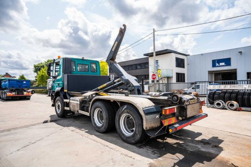 Iveco TRAKKER 360-6x4-PALFINGER - Konkstõstukiga veoauto: pilt 5 Iveco TRAKKER 360-6x4-PALFINGER - Konkstõstukiga veoauto: pilt 5