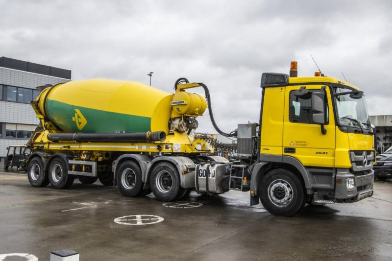 Liebherr LIEBHERR BETON MIXER/MALAXEUR/MISCHER-12M³ - Betooniveo poolhaagis: pilt 3 Liebherr LIEBHERR BETON MIXER/MALAXEUR/MISCHER-12M³ - Betooniveo poolhaagis: pilt 3