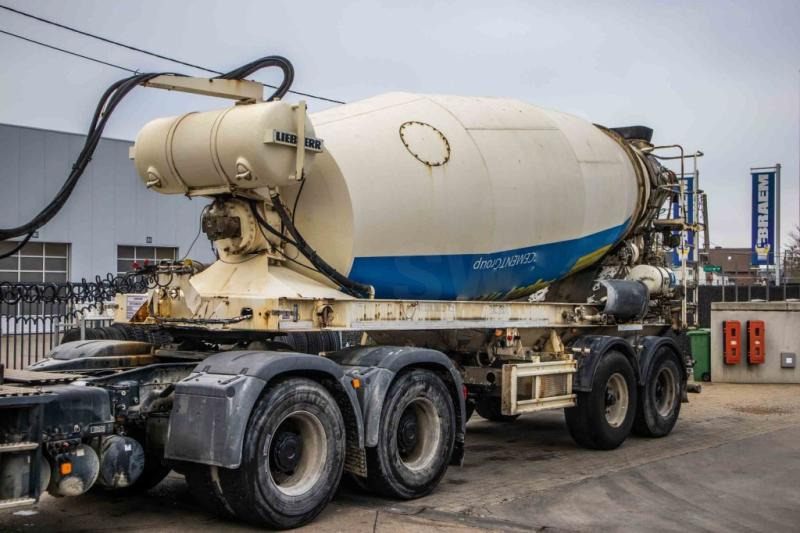Liebherr LIEBHERR BETON MIXER/MALAXEUR/MISCHER 12M3 - Betooniveo poolhaagis: pilt 5 Liebherr LIEBHERR BETON MIXER/MALAXEUR/MISCHER 12M3 - Betooniveo poolhaagis: pilt 5