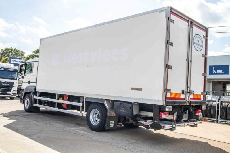 MAN TGS 18.320 BL -CARRIER 850-Vlees/Meat/Viande/Fleisch - Külmutiga veoauto: pilt 4 MAN TGS 18.320 BL -CARRIER 850-Vlees/Meat/Viande/Fleisch - Külmutiga veoauto: pilt 4