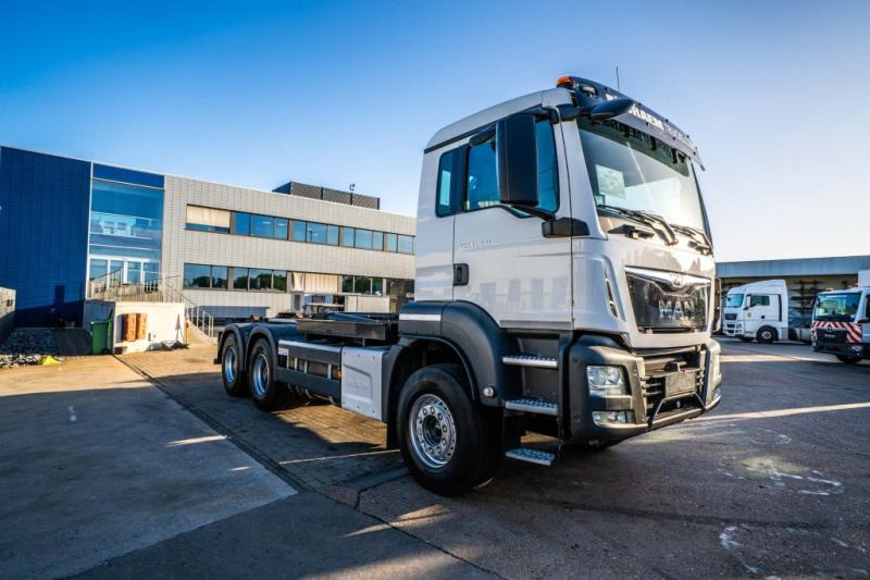 MAN TGS 33.430 BL - Konkstõstukiga veoauto: pilt 2 MAN TGS 33.430 BL - Konkstõstukiga veoauto: pilt 2