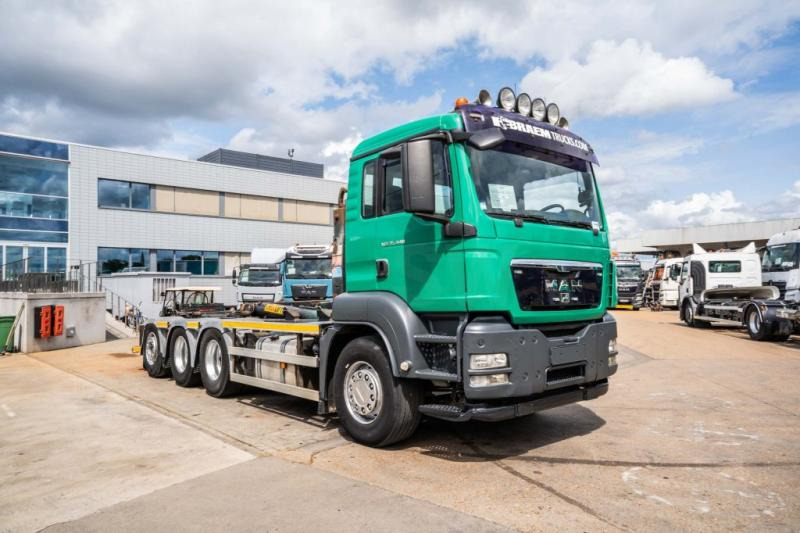 MAN TGS 35.440 BL 8x4-4 - Konkstõstukiga veoauto: pilt 2 MAN TGS 35.440 BL 8x4-4 - Konkstõstukiga veoauto: pilt 2