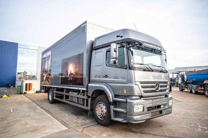 Mercedes AXOR 1824 L - 132 150 KM - Kasti veoauto: pilt 2 Mercedes AXOR 1824 L - 132 150 KM - Kasti veoauto: pilt 2