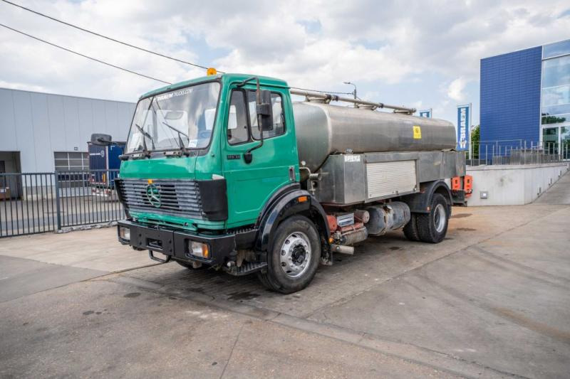 Mercedes SK 1831 L - WATER/EAU-11.500 L/3 Comp. - Tsisternauto: pilt 1 Mercedes SK 1831 L - WATER/EAU-11.500 L/3 Comp. - Tsisternauto: pilt 1