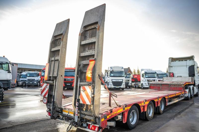 Faymonville MAXTRAILER- F-S43-1AAF- 49500 KG - Poolhaagis: pilt 3 Faymonville MAXTRAILER- F-S43-1AAF- 49500 KG - Poolhaagis: pilt 3