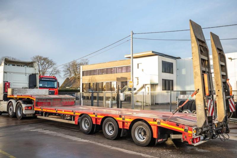 Faymonville MAXTRAILER- F-S43-1AAF- 49500 KG - Poolhaagis: pilt 4 Faymonville MAXTRAILER- F-S43-1AAF- 49500 KG - Poolhaagis: pilt 4