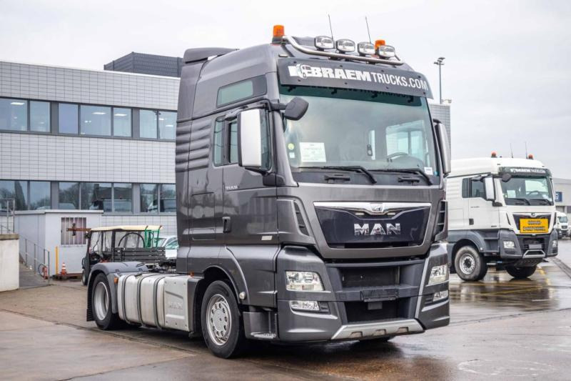 MAN TGX 18.560 XXL LLS+ INTARDER - Sadulveok: pilt 2 MAN TGX 18.560 XXL LLS+ INTARDER - Sadulveok: pilt 2