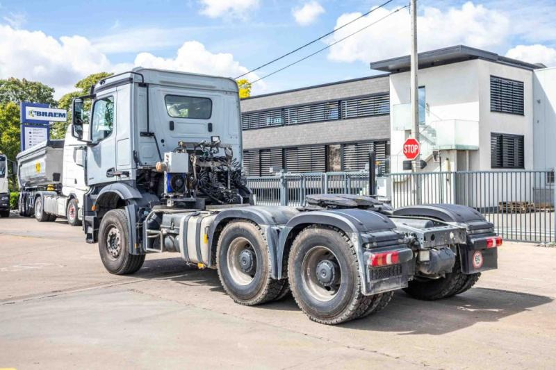 Mercedes AROCS 2648 LS - 6x4 - Sadulveok: pilt 4 Mercedes AROCS 2648 LS - 6x4 - Sadulveok: pilt 4
