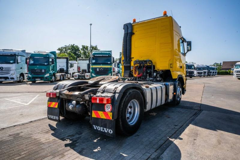 Volvo FH 400+E5+KIPHYDR. - Sadulveok: pilt 4 Volvo FH 400+E5+KIPHYDR. - Sadulveok: pilt 4