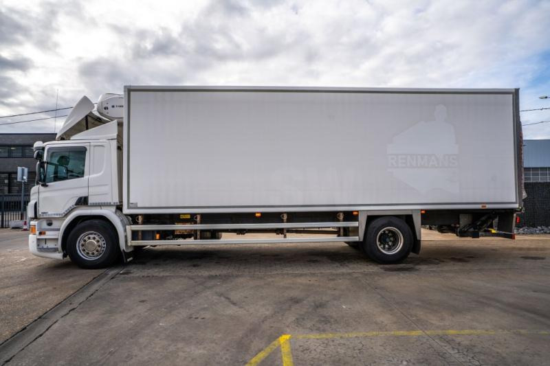 Scania P320 - THERMOKING T-1000R - Külmutiga veoauto: pilt 4 Scania P320 - THERMOKING T-1000R - Külmutiga veoauto: pilt 4