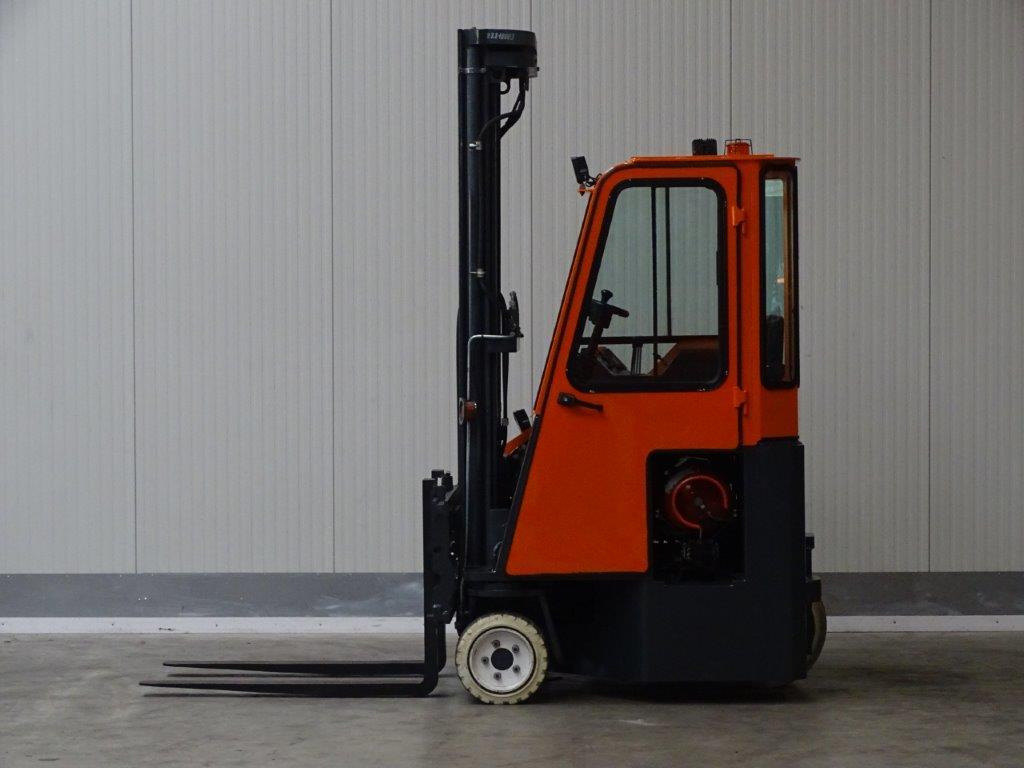 Combilift C2500CB - TRIPLEX - 4-suunaline lükandmastiga tõstuk: pilt 4 Combilift C2500CB - TRIPLEX - 4-suunaline lükandmastiga tõstuk: pilt 4