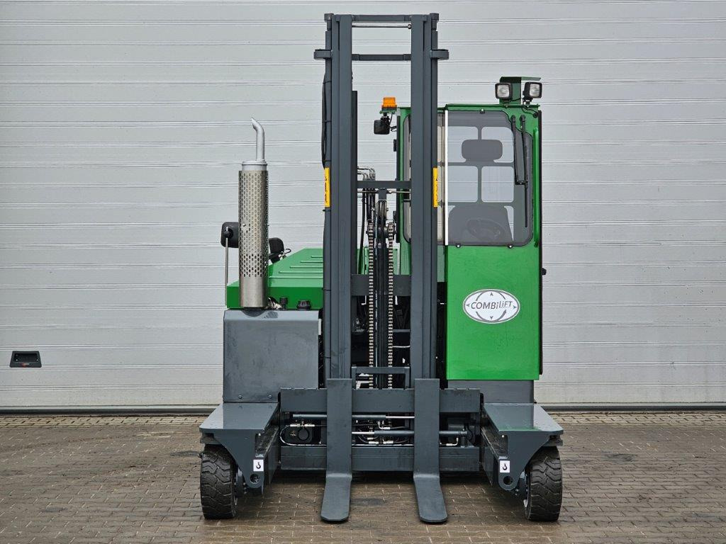 Combilift C3000 - 4-suunaline lükandmastiga tõstuk: pilt 3 Combilift C3000 - 4-suunaline lükandmastiga tõstuk: pilt 3