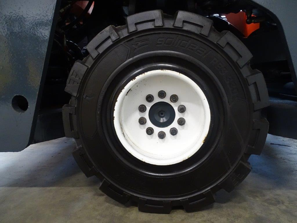 Combilift C3500 / Amlift C35 - TRIPLEX - 4-suunaline lükandmastiga tõstuk: pilt 2 Combilift C3500 / Amlift C35 - TRIPLEX - 4-suunaline lükandmastiga tõstuk: pilt 2