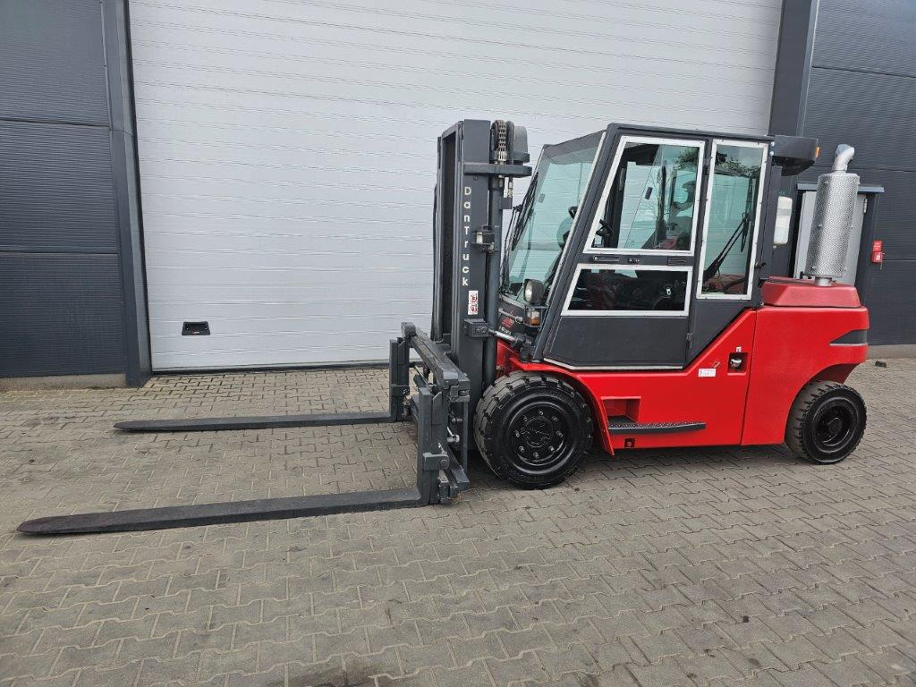 Dan Truck 8450DG Container-Indoor-Stapler -TRIPLEX - Diiseltõstuk: pilt 3 Dan Truck 8450DG Container-Indoor-Stapler -TRIPLEX - Diiseltõstuk: pilt 3