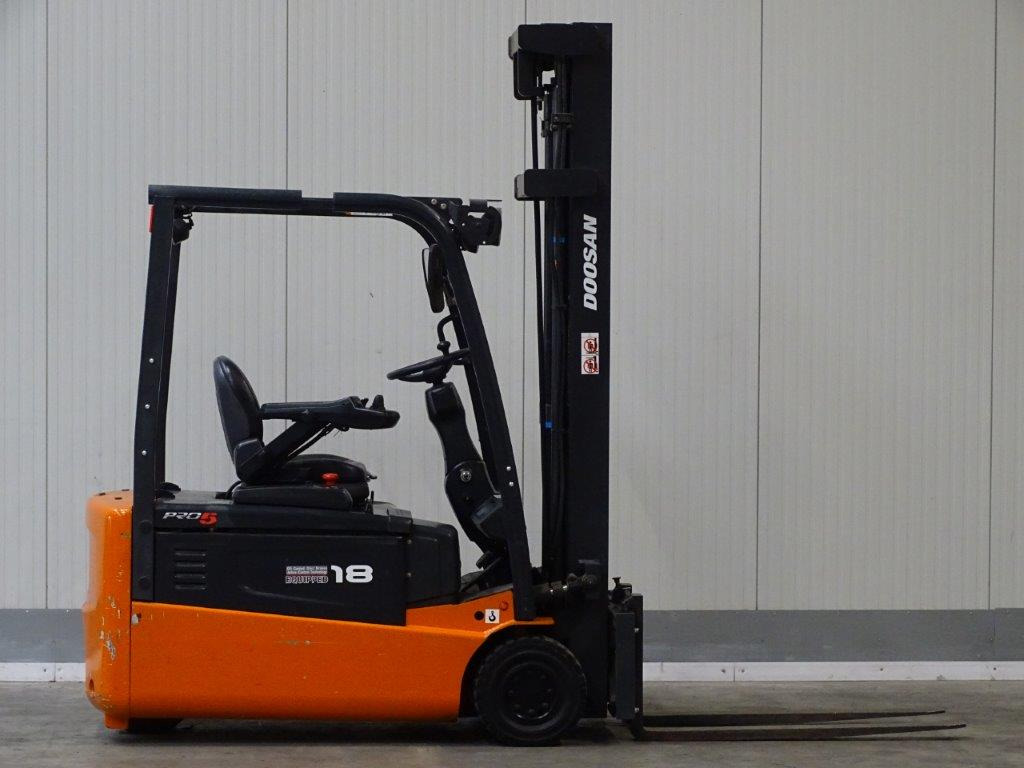 Doosan B18T-5 - TRIPLEX - Elektritõstuk: pilt 5 Doosan B18T-5 - TRIPLEX - Elektritõstuk: pilt 5