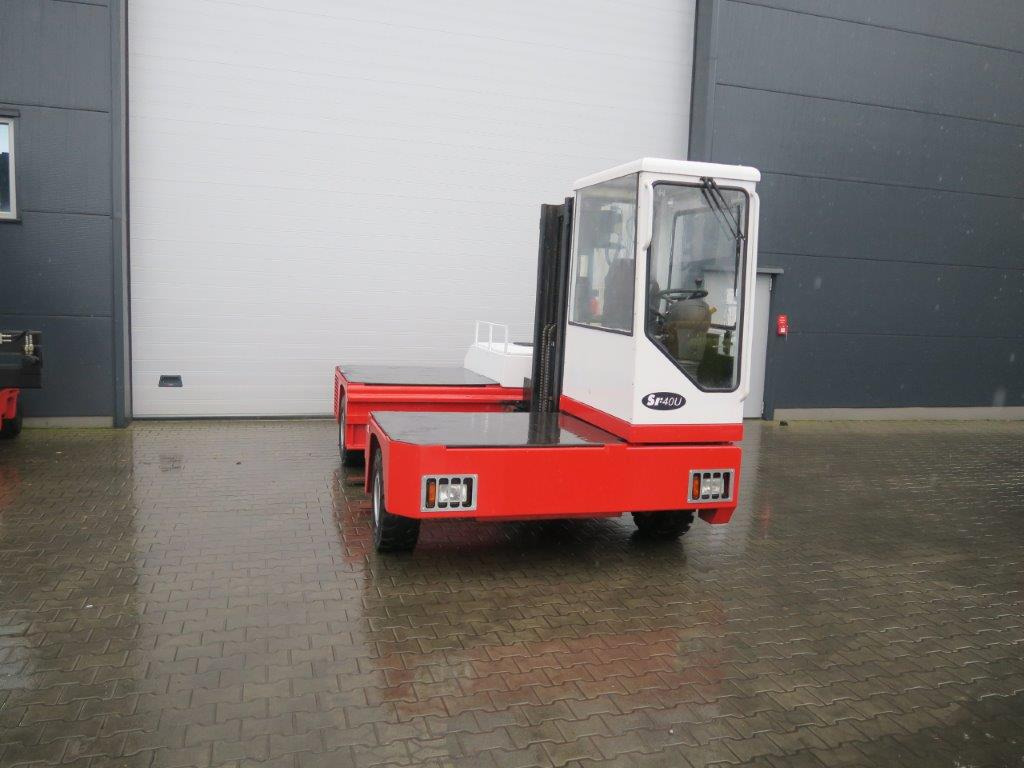 Fantuzzi SF40U - Küljelaadur: pilt 1 Fantuzzi SF40U - Küljelaadur: pilt 1