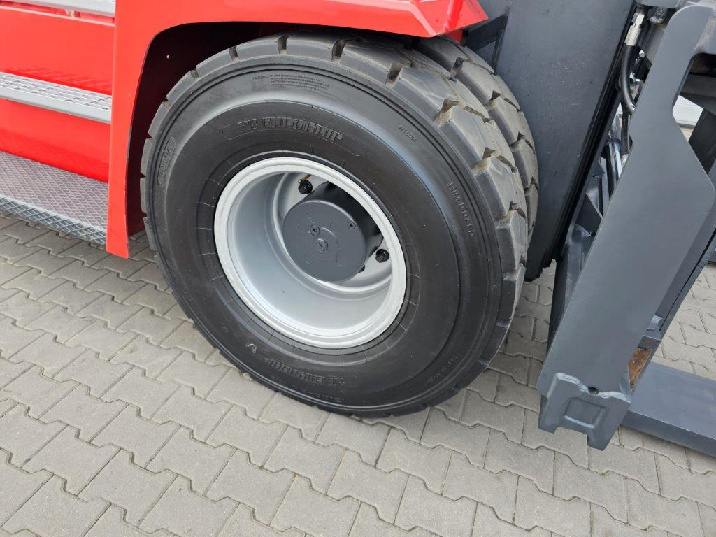 Kalmar DCE120-12 - Diiseltõstuk: pilt 2 Kalmar DCE120-12 - Diiseltõstuk: pilt 2