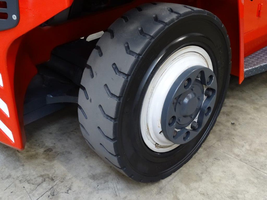 Kalmar DCE120-6 - Empty Containers Handler - Diiseltõstuk: pilt 4 Kalmar DCE120-6 - Empty Containers Handler - Diiseltõstuk: pilt 4