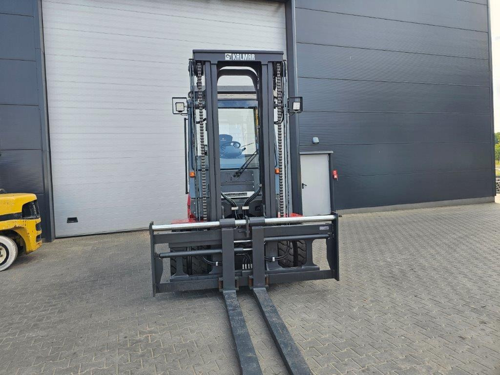 Kalmar DCE80-6 - Empty Containers Handler - Diiseltõstuk: pilt 4 Kalmar DCE80-6 - Empty Containers Handler - Diiseltõstuk: pilt 4
