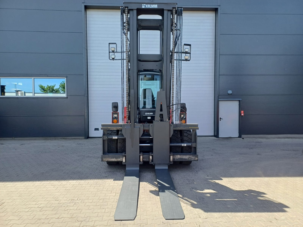 Kalmar DCG150-12 - Diiseltõstuk: pilt 5 Kalmar DCG150-12 - Diiseltõstuk: pilt 5