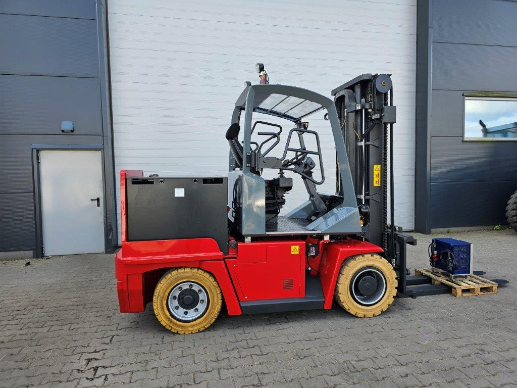 Kalmar ECF70-6C Kompaktstapler - Elektritõstuk: pilt 3 Kalmar ECF70-6C Kompaktstapler - Elektritõstuk: pilt 3