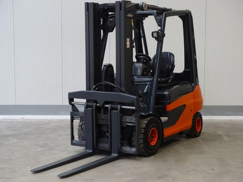 Linde E30-01 - TRIPLEX - Elektritõstuk: pilt 1 Linde E30-01 - TRIPLEX - Elektritõstuk: pilt 1