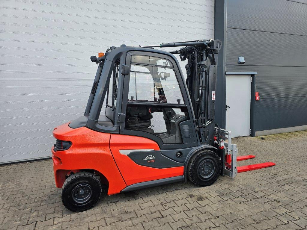 Linde H35D-01 - TRIPLEX - NEU MODEL - Diiseltõstuk: pilt 3 Linde H35D-01 - TRIPLEX - NEU MODEL - Diiseltõstuk: pilt 3