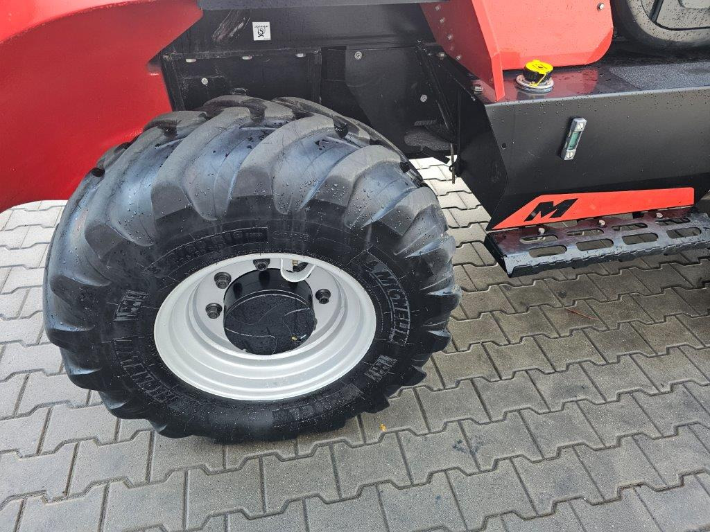 Manitou M50-4D - TRIPLEX- 4x4 - Ebatasasel maastikul kohanduv kahveltõstuk: pilt 2 Manitou M50-4D - TRIPLEX- 4x4 - Ebatasasel maastikul kohanduv kahveltõstuk: pilt 2