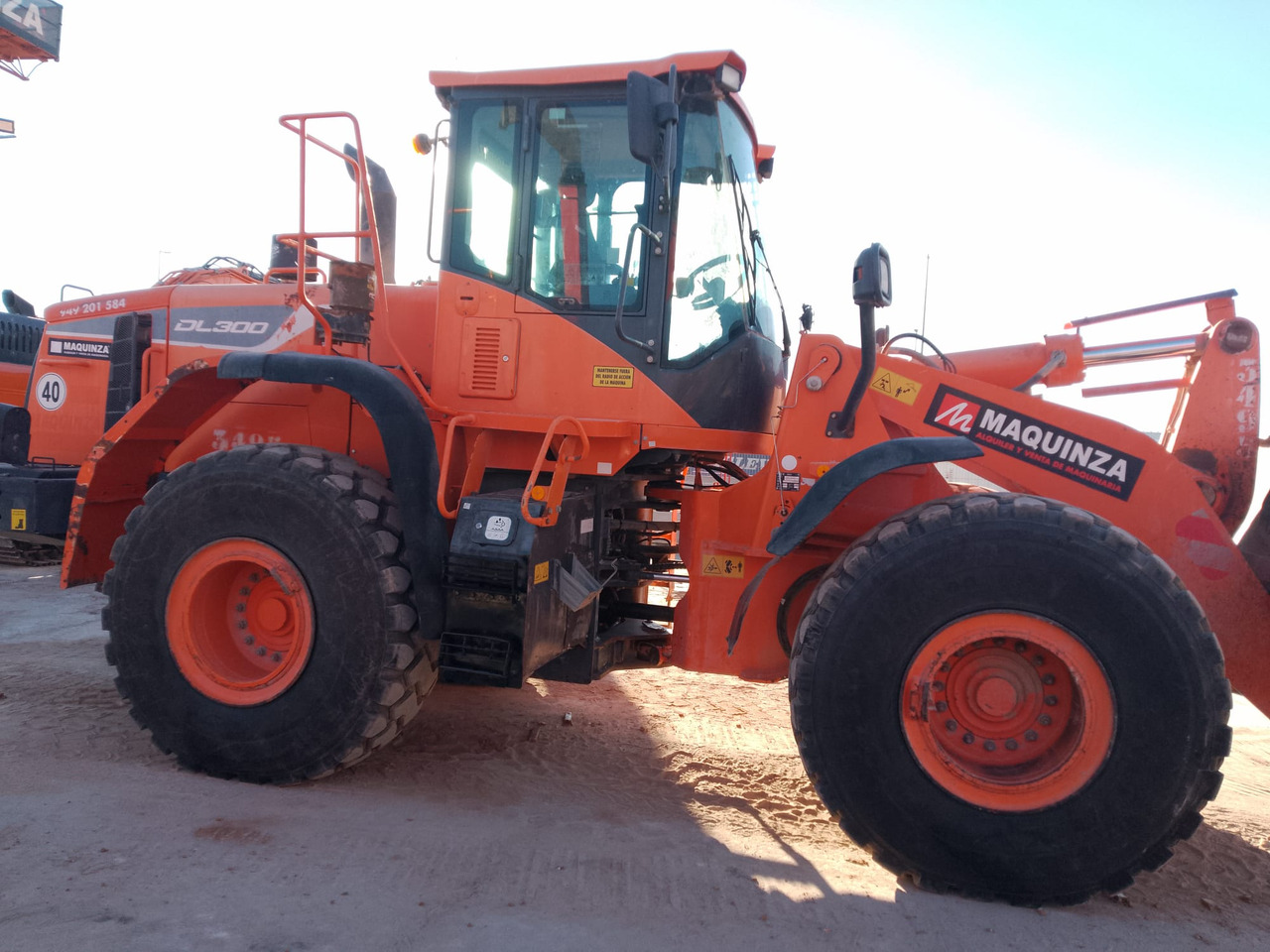 DOOSAN DL300-5 - Rataslaadur: pilt 1 DOOSAN DL300-5 - Rataslaadur: pilt 1