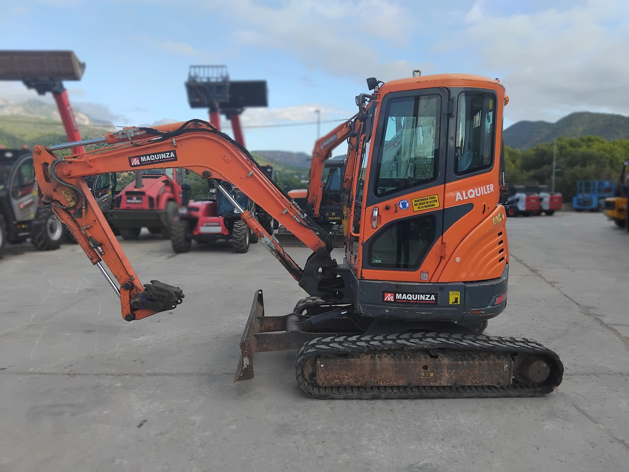 DOOSAN DX35Z - Miniekskavaator: pilt 1 DOOSAN DX35Z - Miniekskavaator: pilt 1