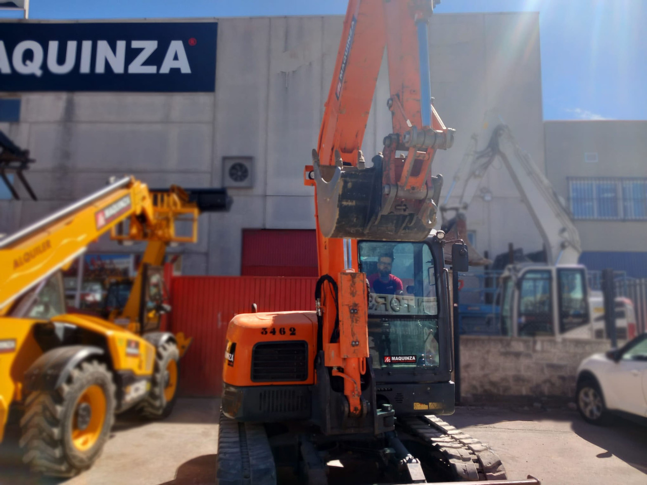 DOOSAN DX85R-3 - Miniekskavaator: pilt 4 DOOSAN DX85R-3 - Miniekskavaator: pilt 4