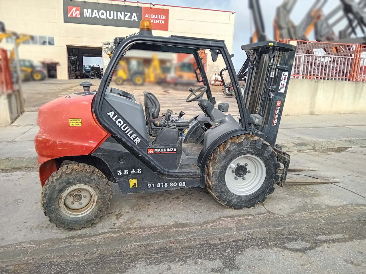 MANITOU MC18.4 D - Diiseltõstuk: pilt 3 MANITOU MC18.4 D - Diiseltõstuk: pilt 3
