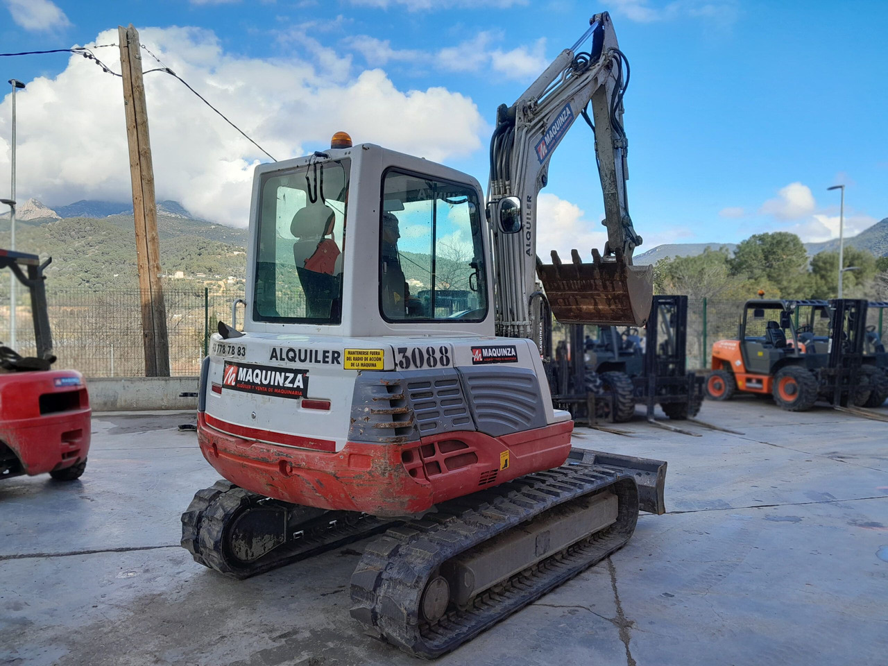 TAKEUCHI TB250 - Miniekskavaator: pilt 2 TAKEUCHI TB250 - Miniekskavaator: pilt 2