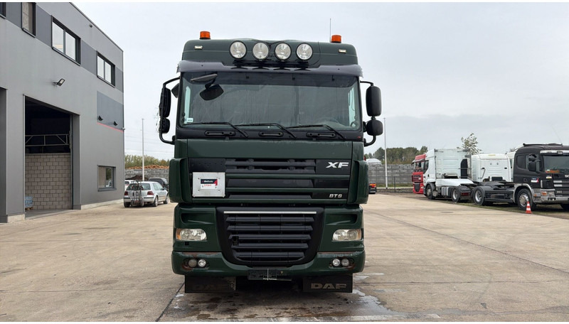DAF 105 XF 460 (6X2 / AIRCO / GOOD CONDITION / BONNE ETAT) - Kabiinišassiiga veoauto: pilt 2 DAF 105 XF 460 (6X2 / AIRCO / GOOD CONDITION / BONNE ETAT) - Kabiinišassiiga veoauto: pilt 2
